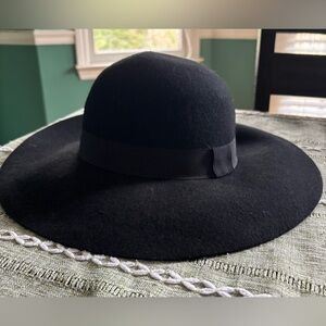 D&Y Classic Wool Wide-Brim Hat